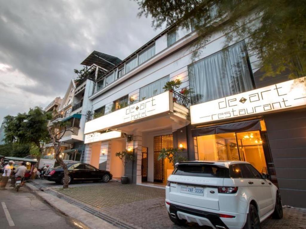 De Art Hotel Phnom Penh Exterior photo