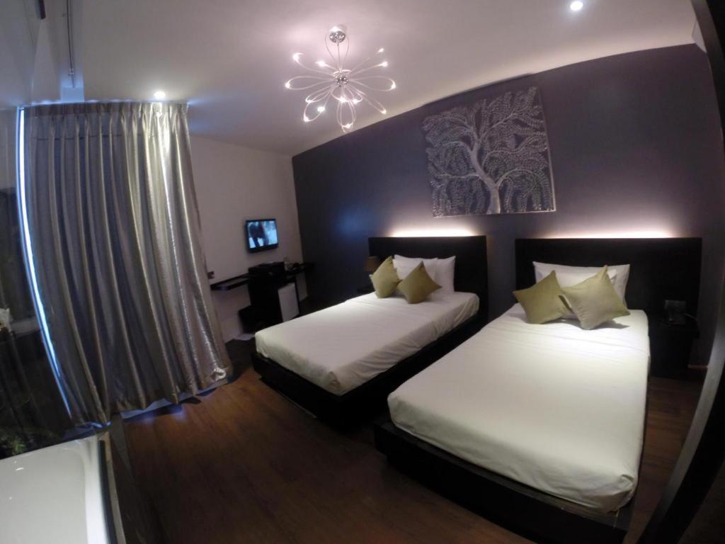 De Art Hotel Phnom Penh Exterior photo